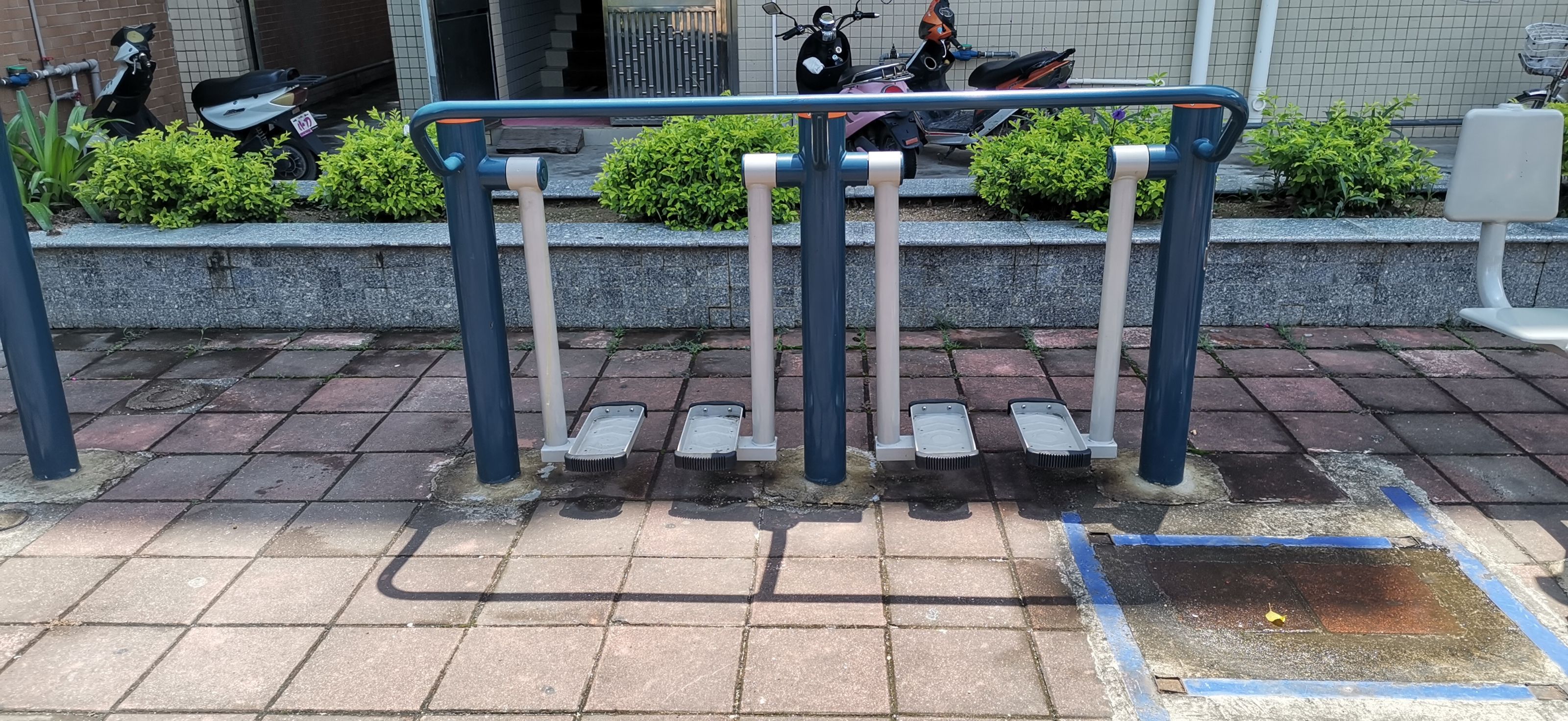 夏村西牌坊广盛百货边