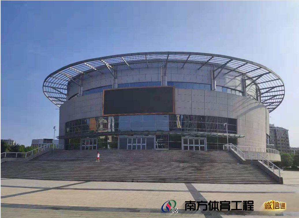 长垣市体育馆(图1)