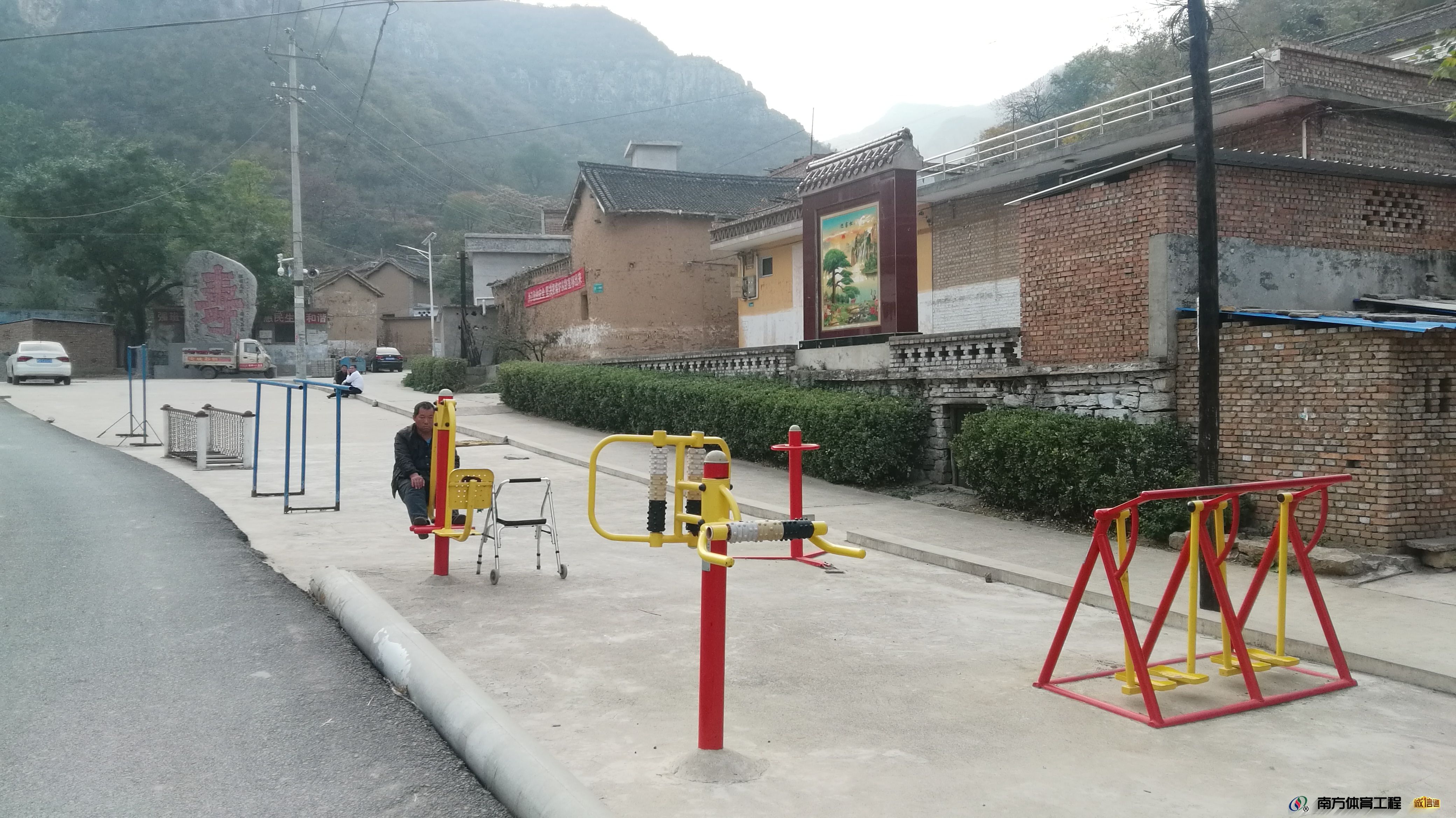 河北省邯郸市涉县河南店镇杨庄村委会河南店镇杨庄村全民健身路径篮球架安装维修售后服务中心
