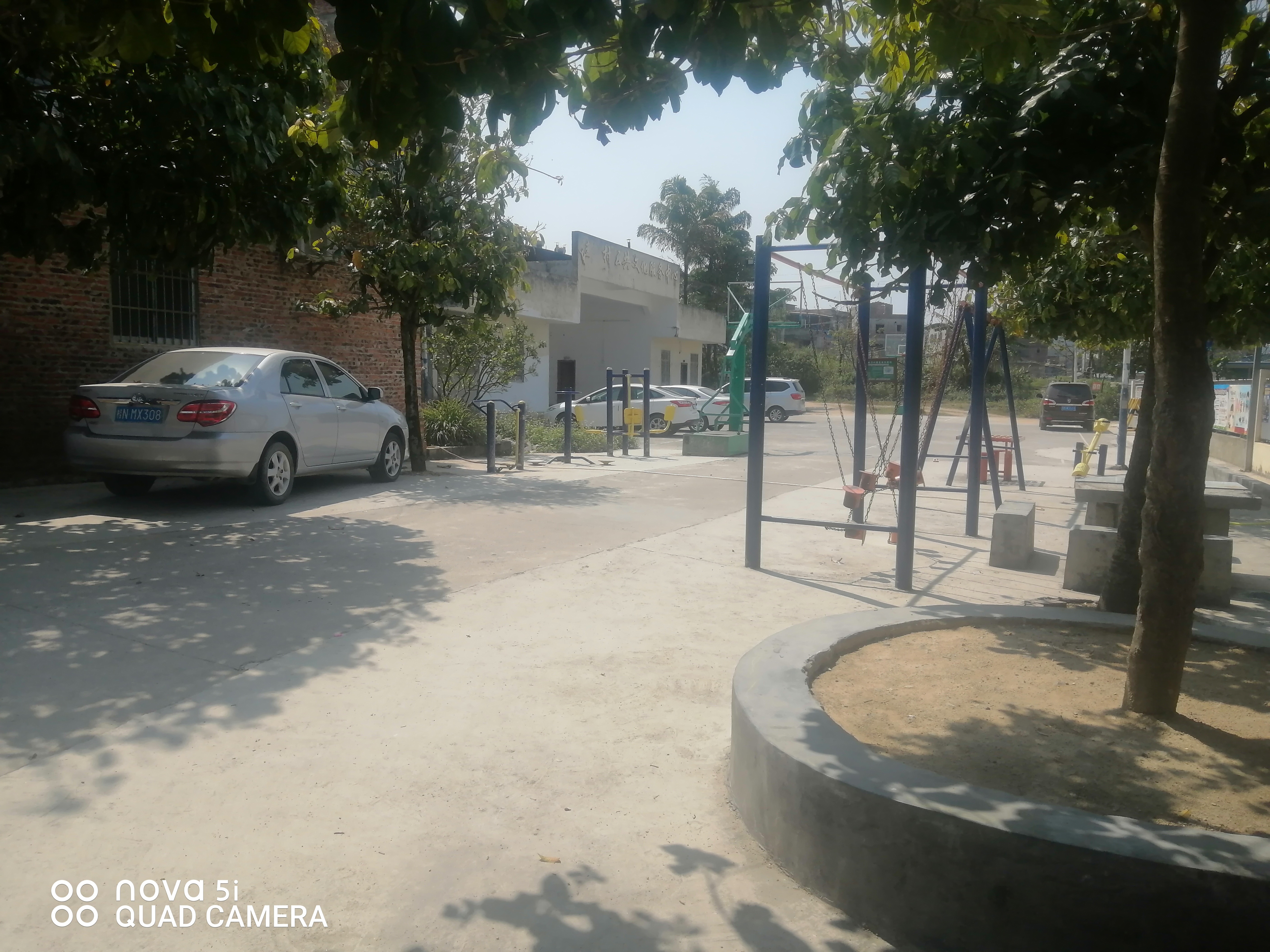 广西壮族自治区钦州市灵山县佛子镇桂山村委会灵山县佛子镇桂山村全民健身工程篮球架安装项目