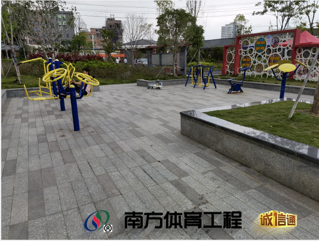 广东省东莞市其他其他其他东莞市谢岗镇曹乐村文体公园篮球架